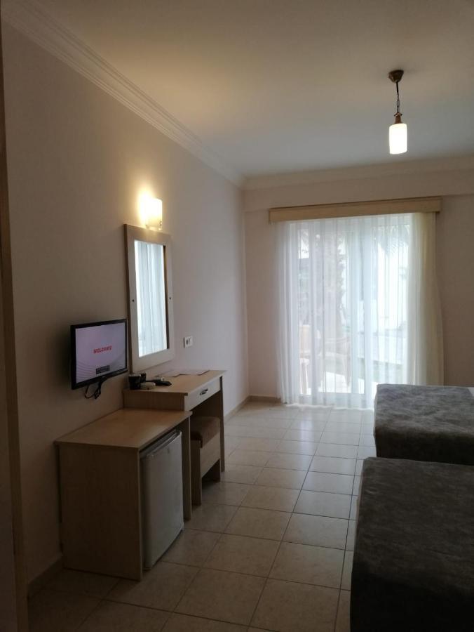 Viras Hotel Ortakent Esterno foto