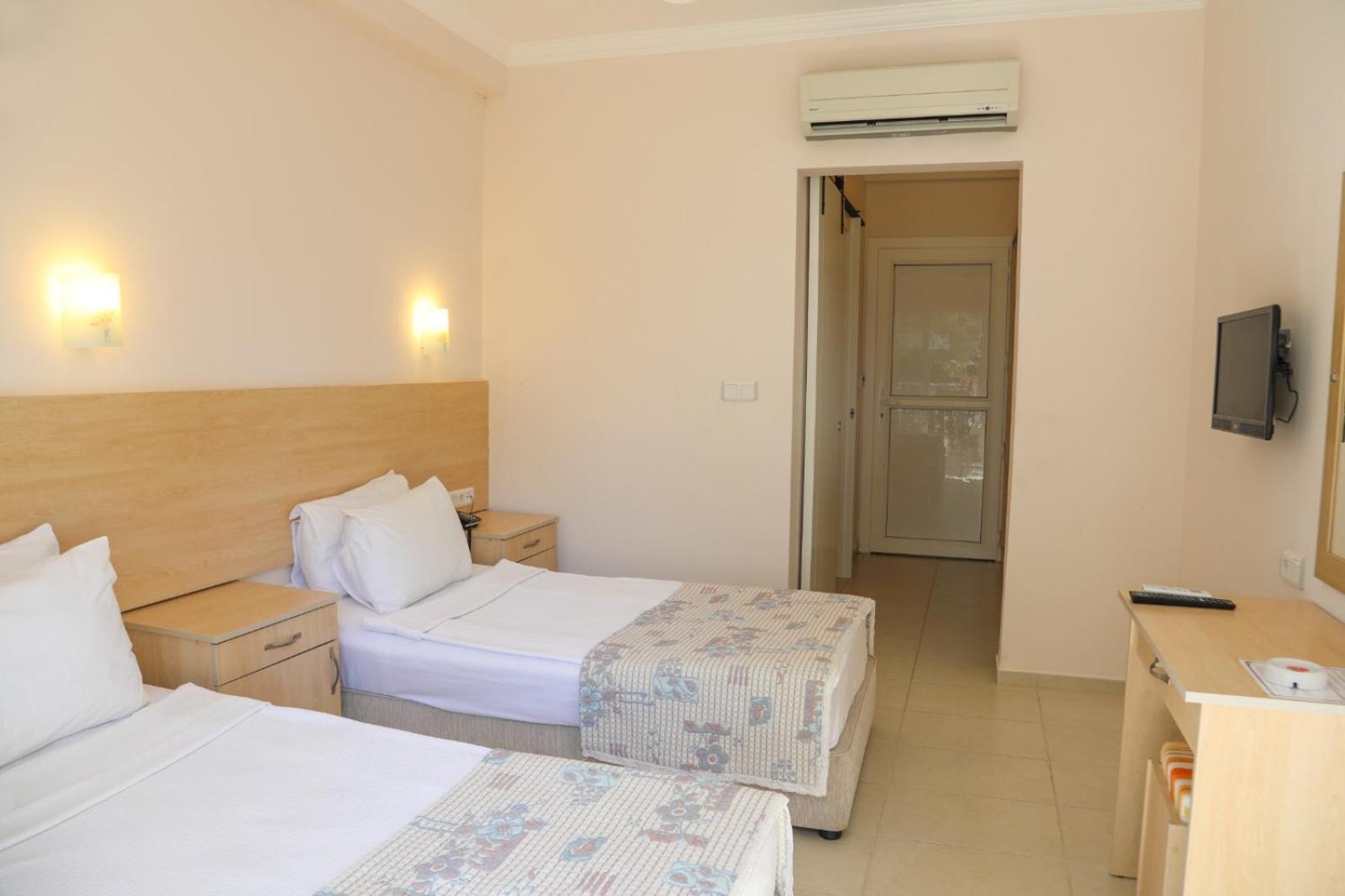 Viras Hotel Ortakent Esterno foto