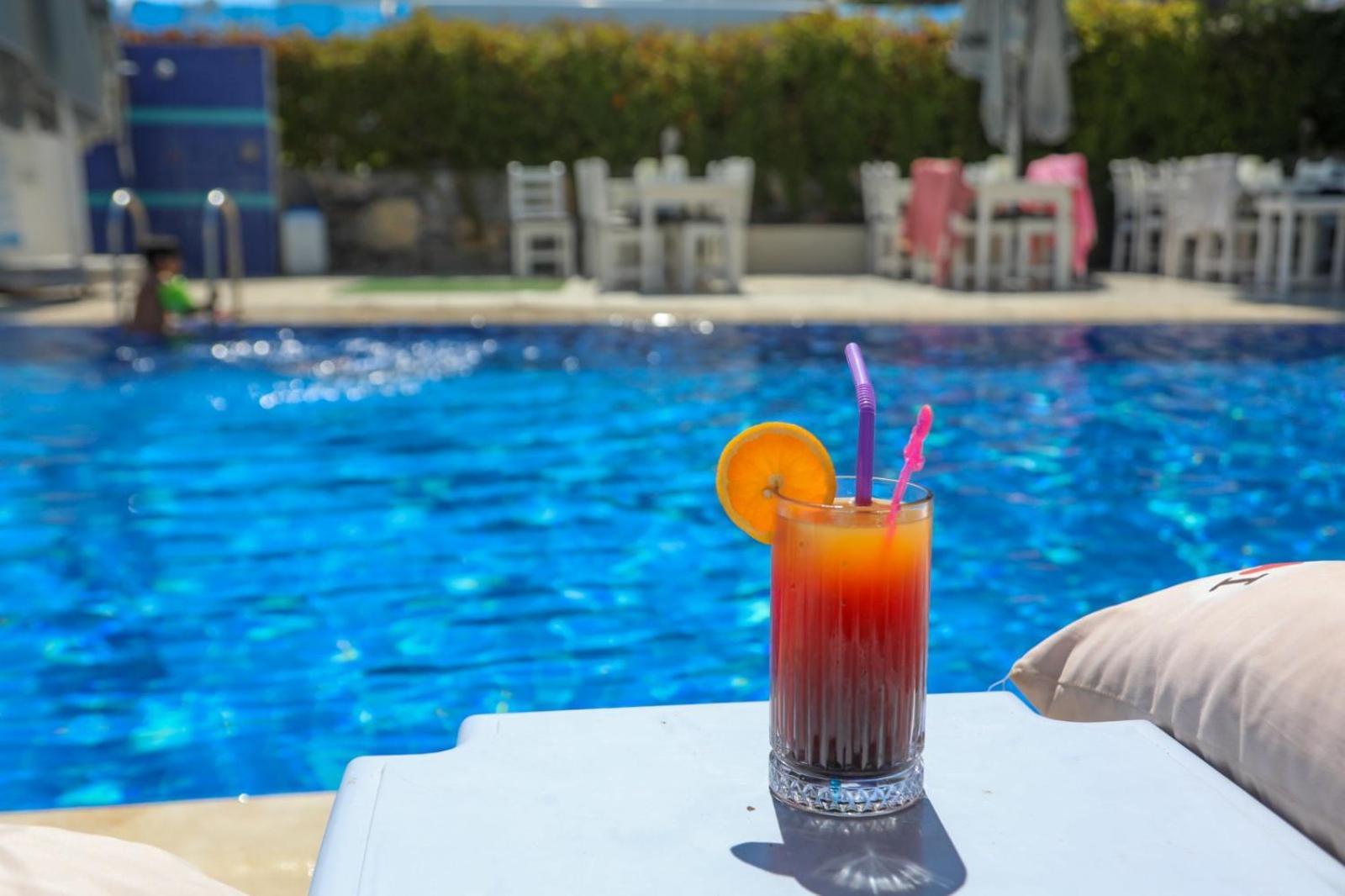 Viras Hotel Ortakent Esterno foto