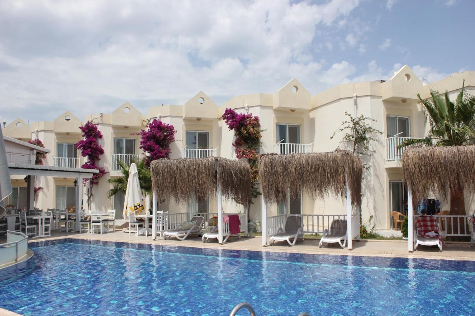 Viras Hotel Ortakent Esterno foto