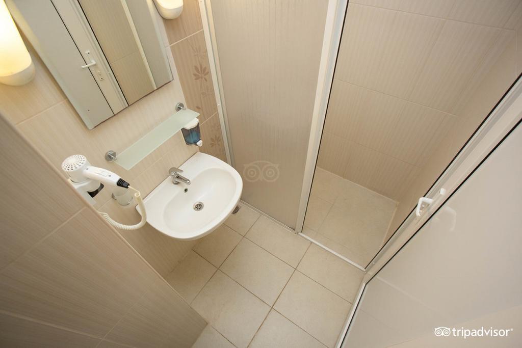 Viras Hotel Ortakent Esterno foto