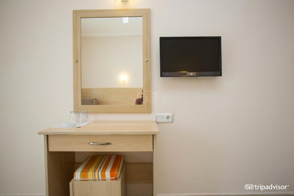 Viras Hotel Ortakent Esterno foto