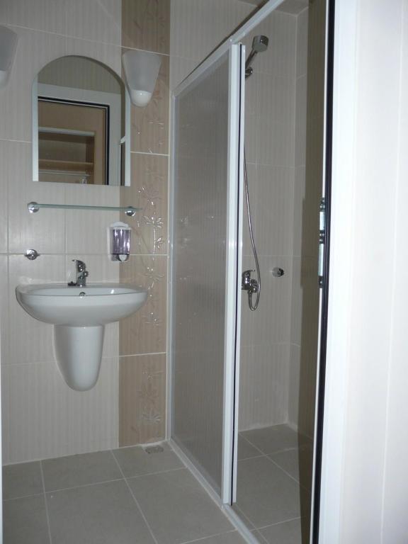 Viras Hotel Ortakent Esterno foto